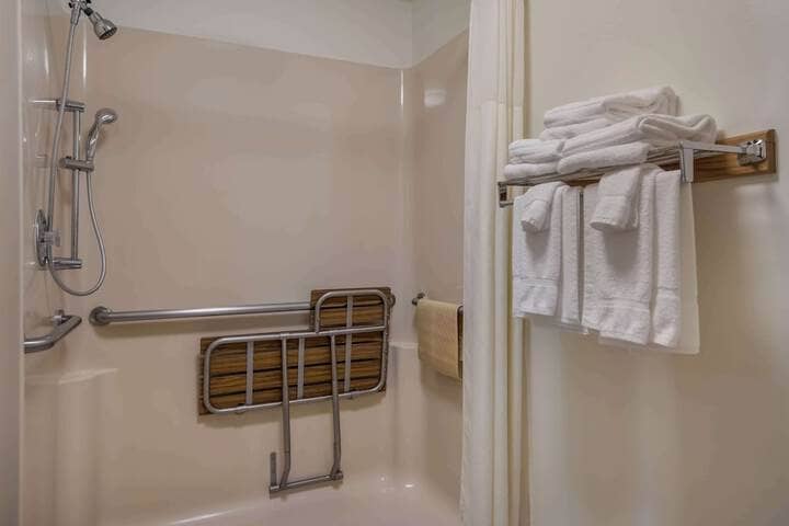 Room 18 of 26