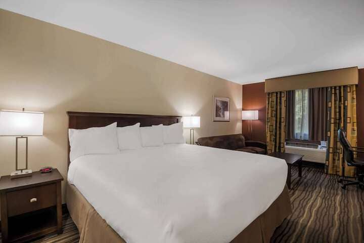 Room 16 of 26