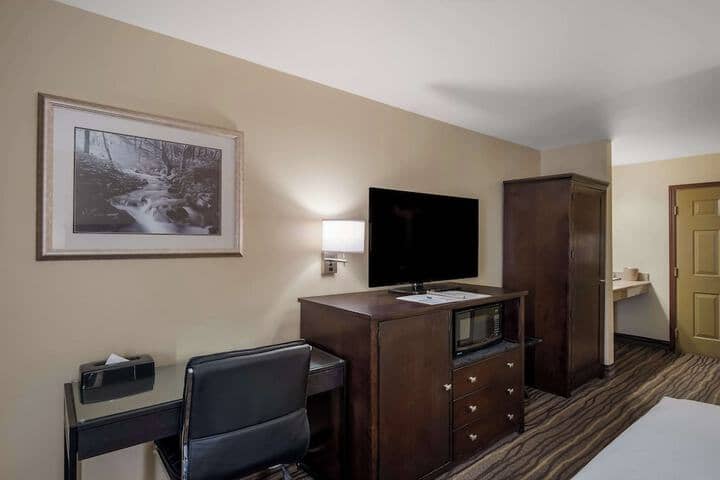 Room 7 of 26